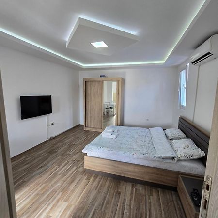 Apartman Tolosi Podgorica Exterior foto