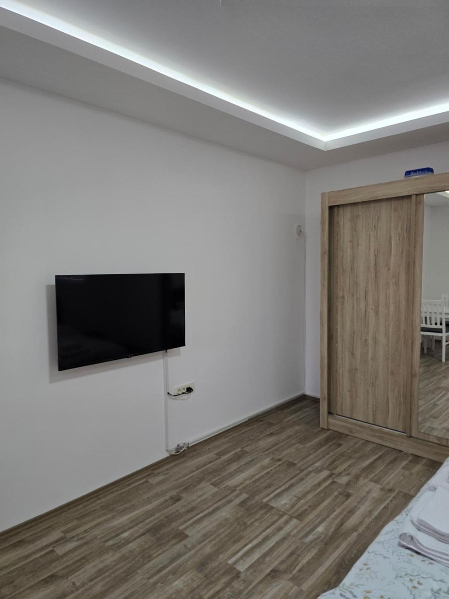 Apartman Tolosi Podgorica Exterior foto